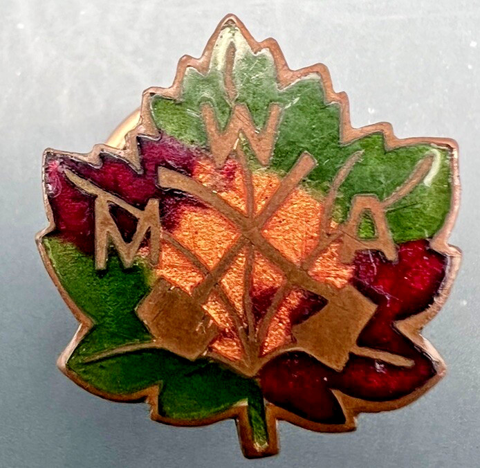 ANTIQUE MWA MODERN WOODMEN OF AMERICA METAL & ENAMEL LAPEL BUTTON - D996
