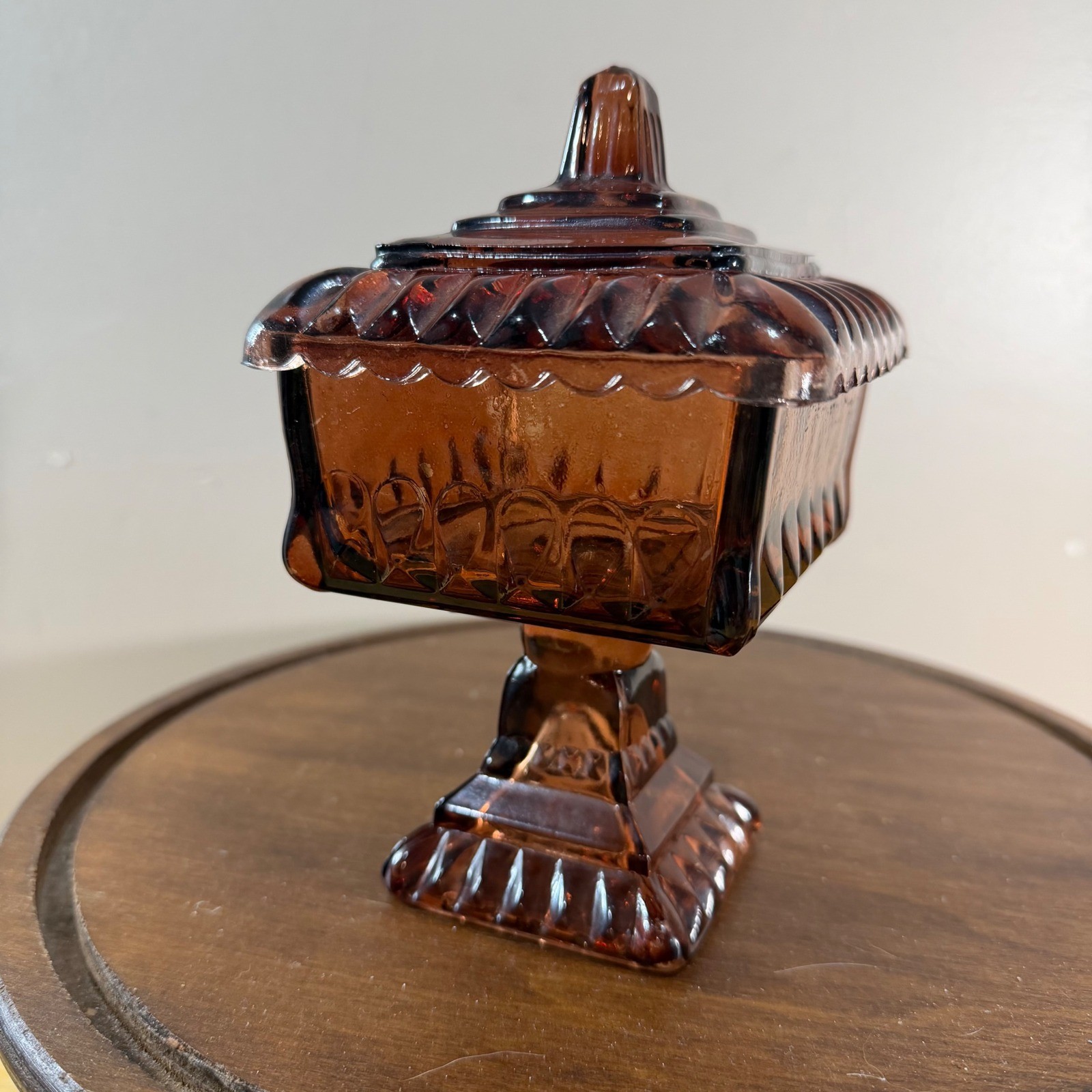 Jeanette Wedding Cake Box Vtg Root Beer Brown Amber Glass Pedestal Candy Dish