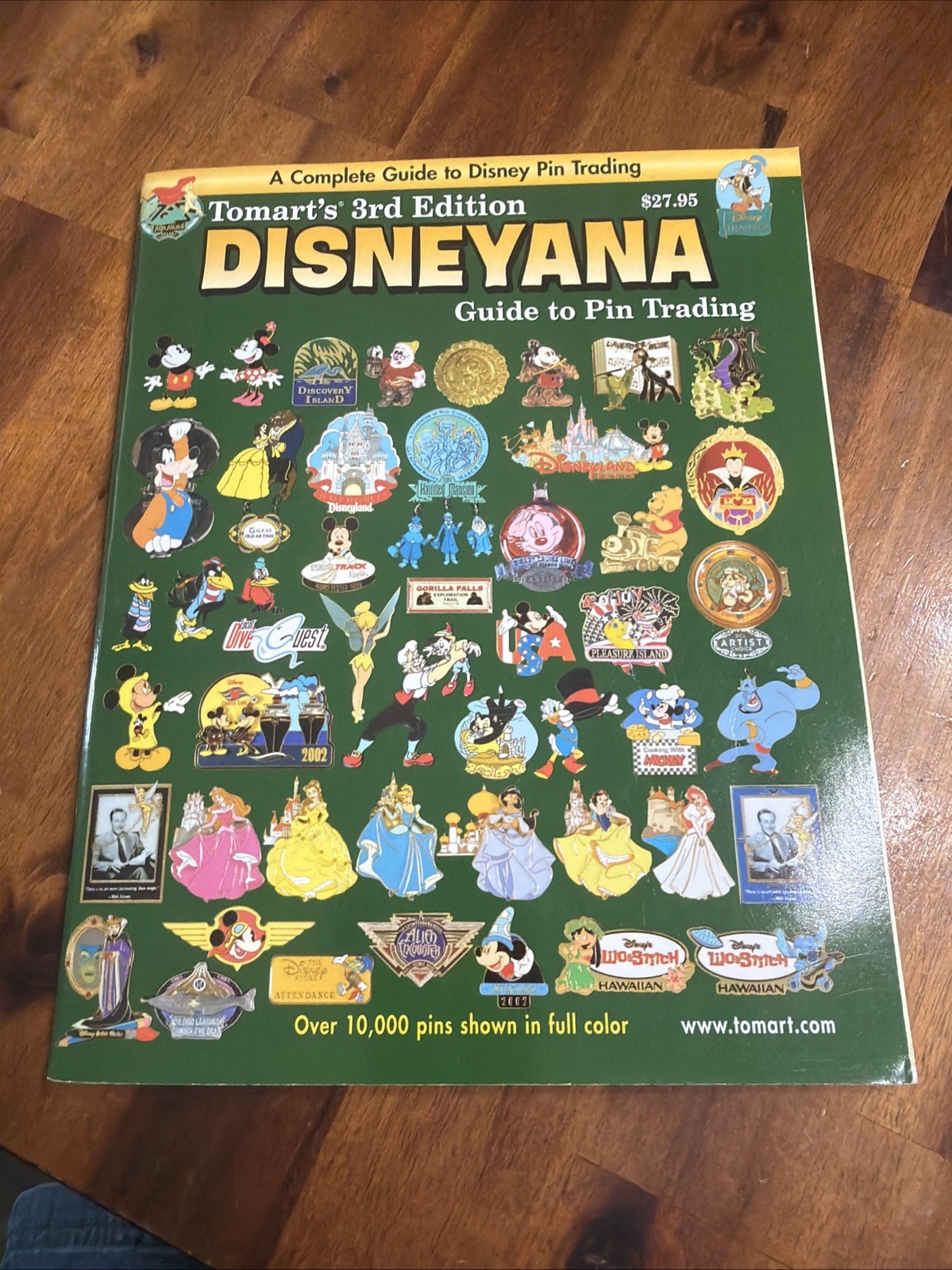 Disney Pins Tomarts 3rd Edition Disneyana Guide to Trading Catalog Collector Mag