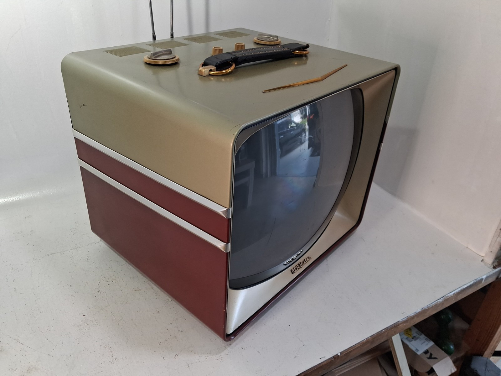 Rare Mid Century RCA Victor Portable Television, Powers On