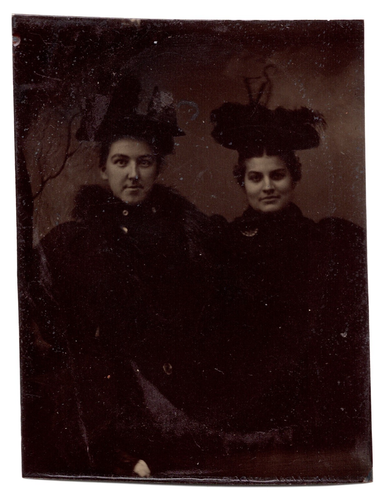CIRCA 1890s 1/16TH PLATE TINTYPE TWO GORGEOUS YOUNG LADIES IN FANCY DRESSES