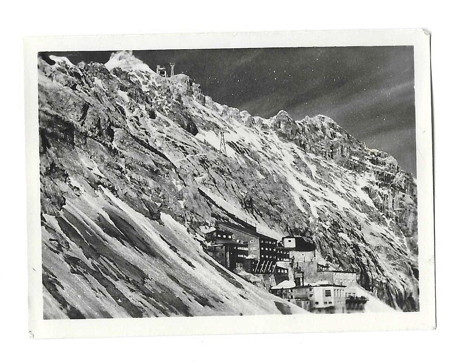 Vintage B&W Snapshot Small Photo Schneefernerhaus Germany Hotel On Mountain Snow