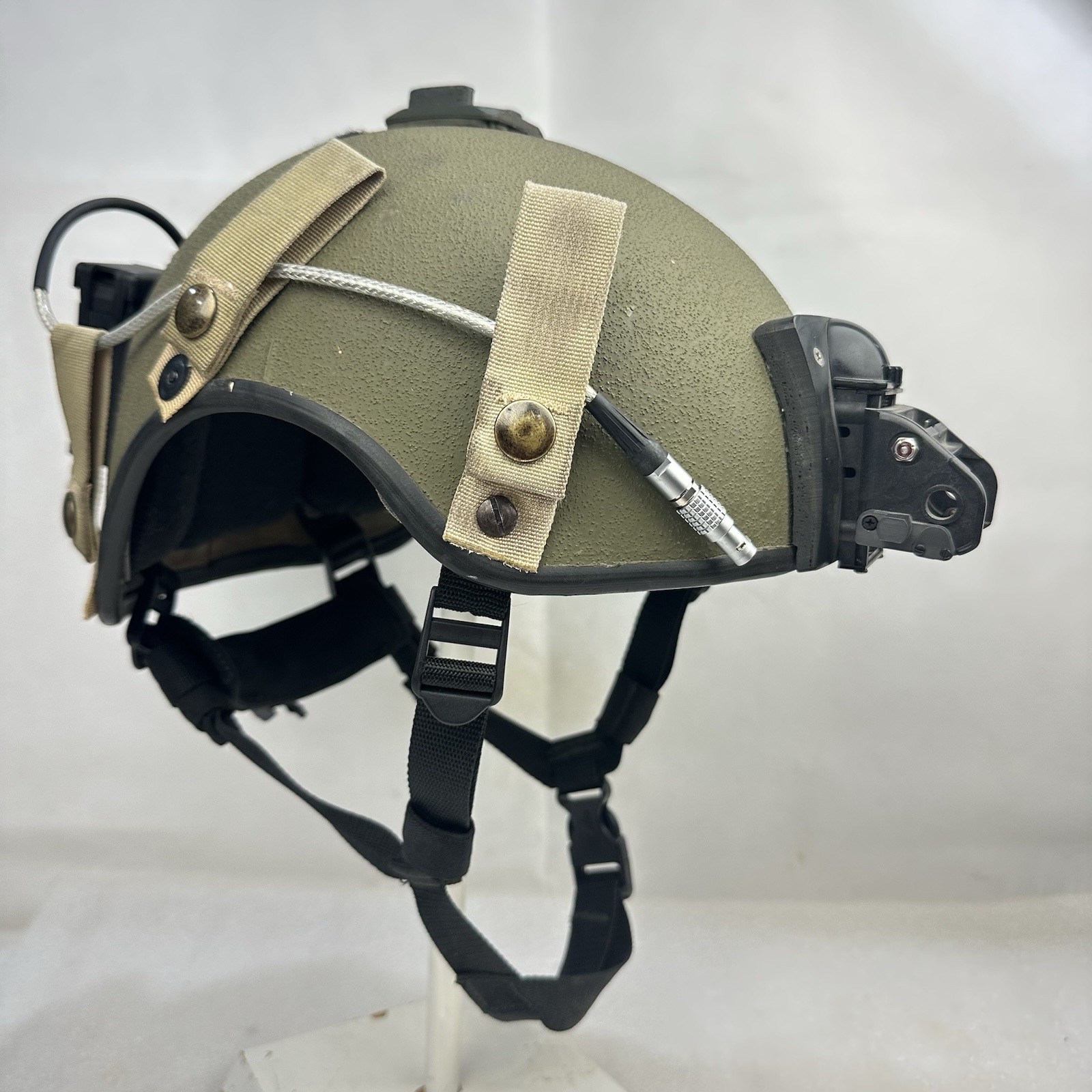 Medium Custom Gentex High Cut DH-132A SOHAH Ballistic Frag CVC Helmet Anvis