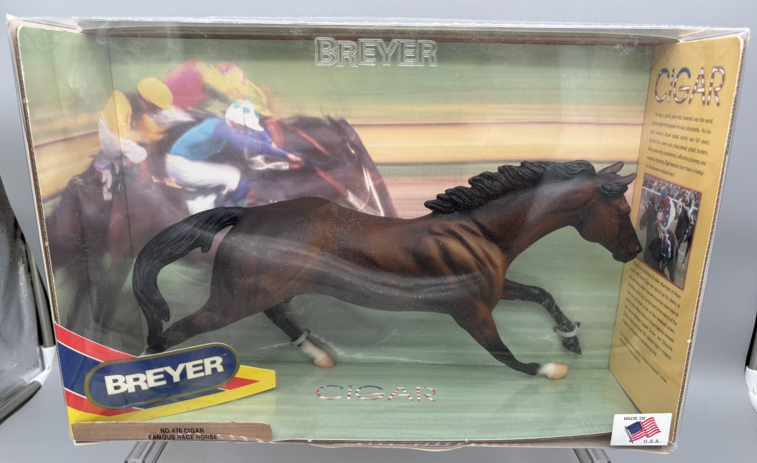 Retired Breyer Horse Cigar #476 - Dark Bay Famous Race Horse in Box Made in USA