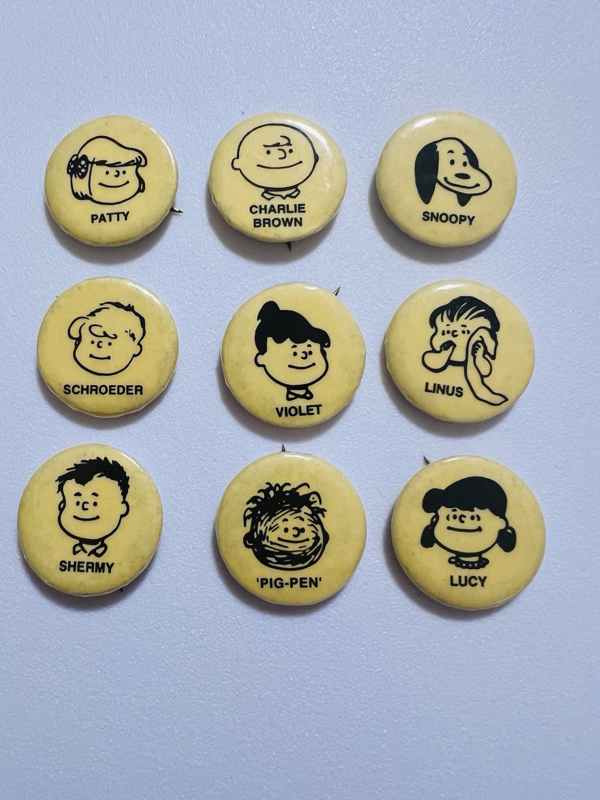 Vintage Peanuts Characters Pins Set of 9 COMPLETE 1960s Simon Simple Rare