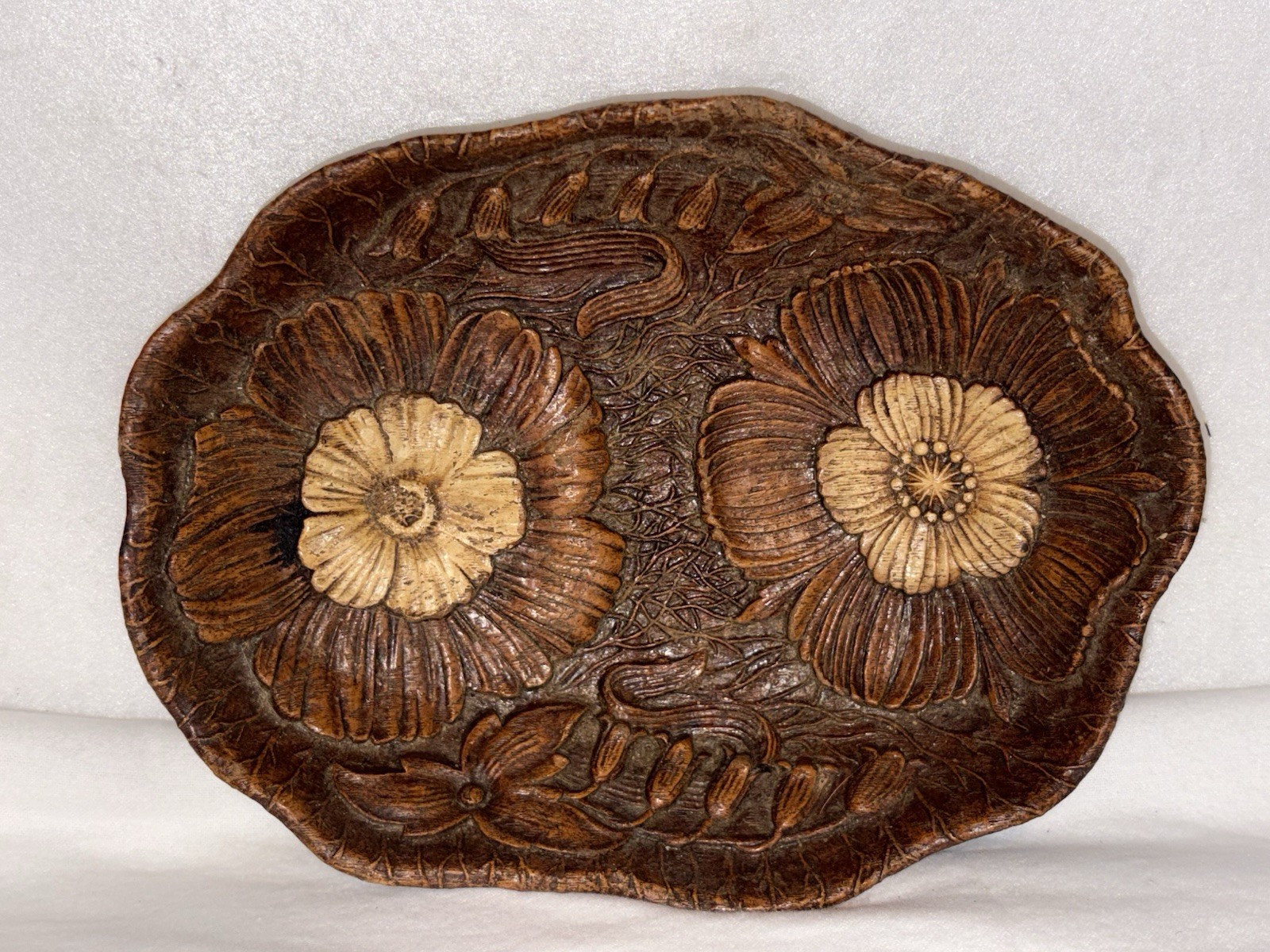 Vintage 1946 Multi Products Inc Faux Wood Composite Floral Bowl 9.5\