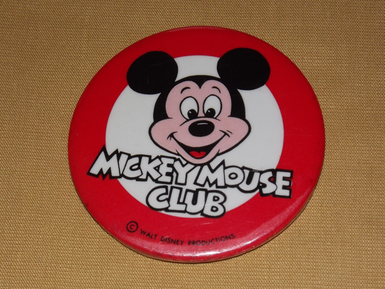 VINTAGE WALT DISNEY MICKEY MOUSE CLUB  PIN BACK BUTTON