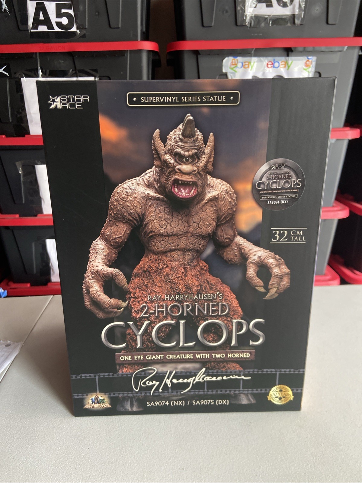 Star Ace Ray Harryhausen 2-Horned Cyclops Deluxe Vinyl Statue SA9075 Brand New
