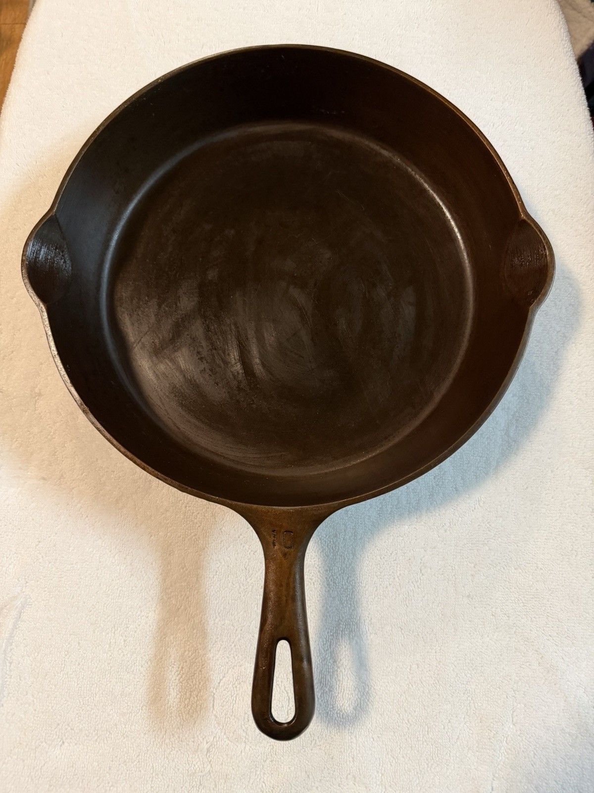 Griswold #10 (12”) Cast Iron Skillet