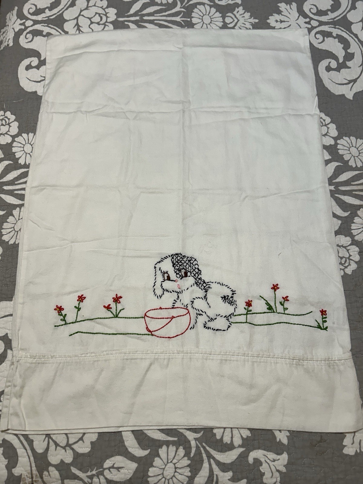 Vtg 1950\'s Handmade Embroidered Pillowcase 19x28” Puppy Chasing Tail