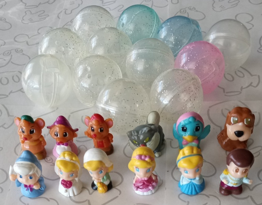 Squinkies Cinderella Bubble Pack Complete Set of 12 Tiny Figures Small Toys