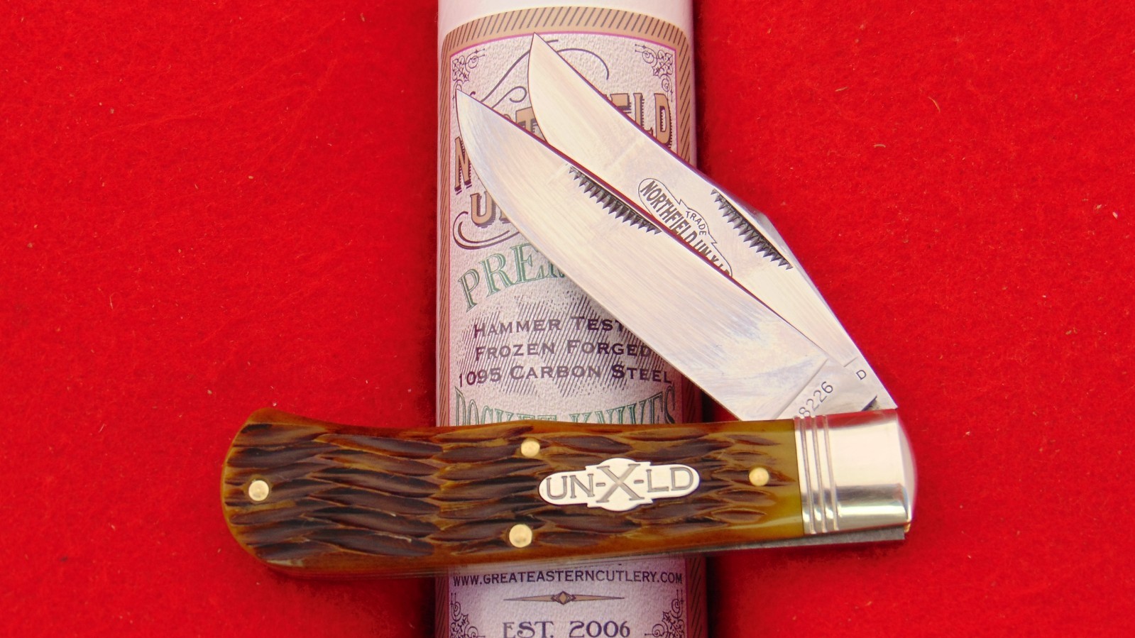 Great Eastern #72 Antique Yellow Jigged French Creek Trapper Knife 728226 GEC