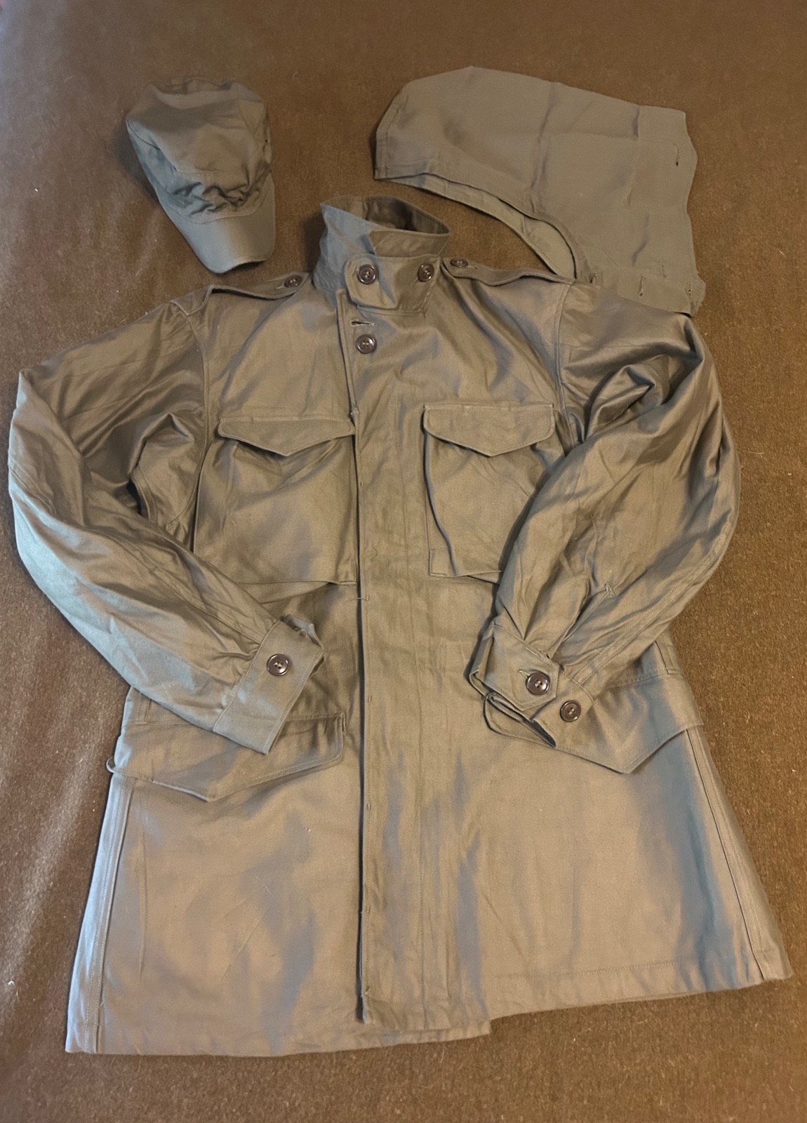 ORIGINAL M-43- 3- Piece SET -Field Jacket, Field Cap, Jacket Hood,  Large Sizes