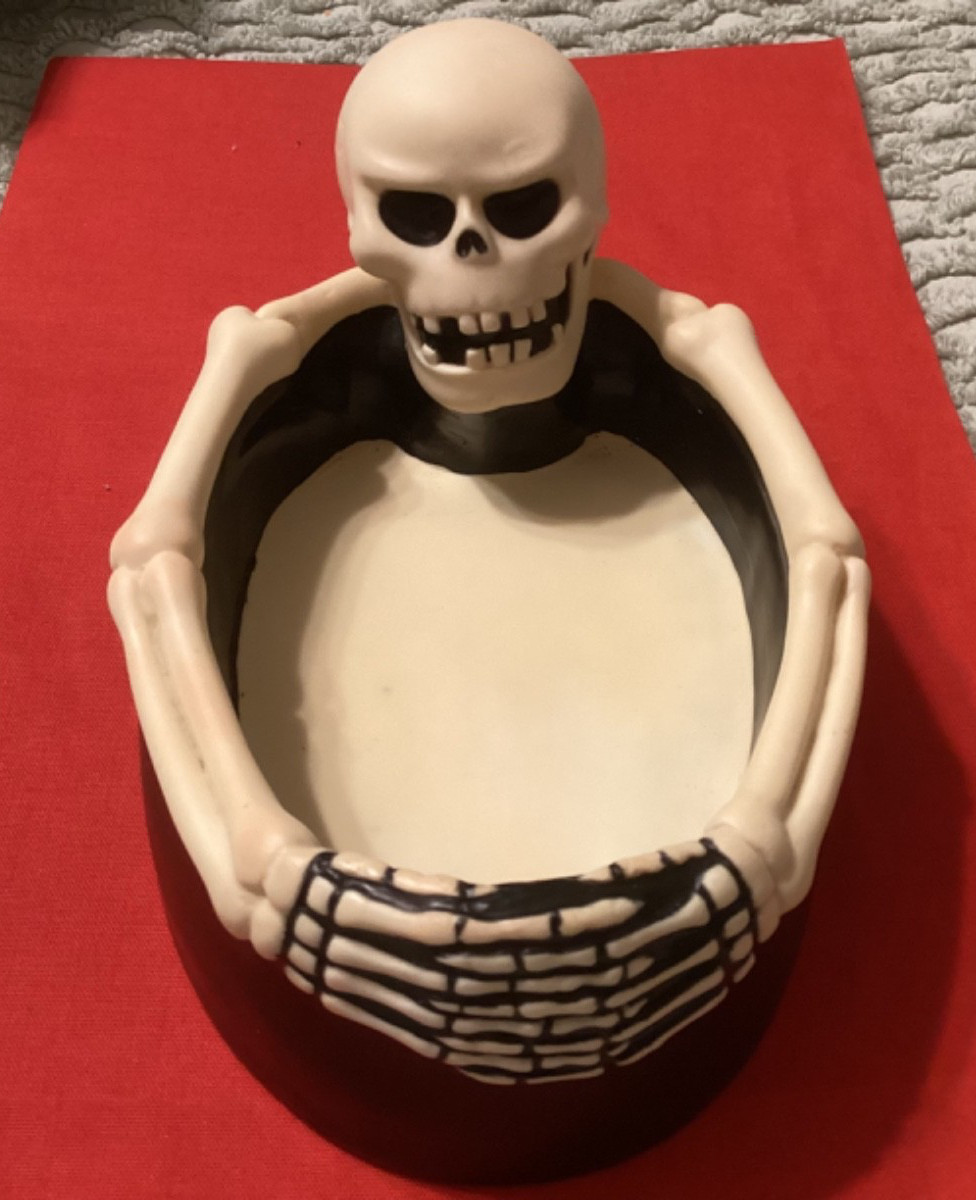 Rare Vintage 1988 Dakin Halloween Skeleton Candy Bowl Dish 9” long Scary