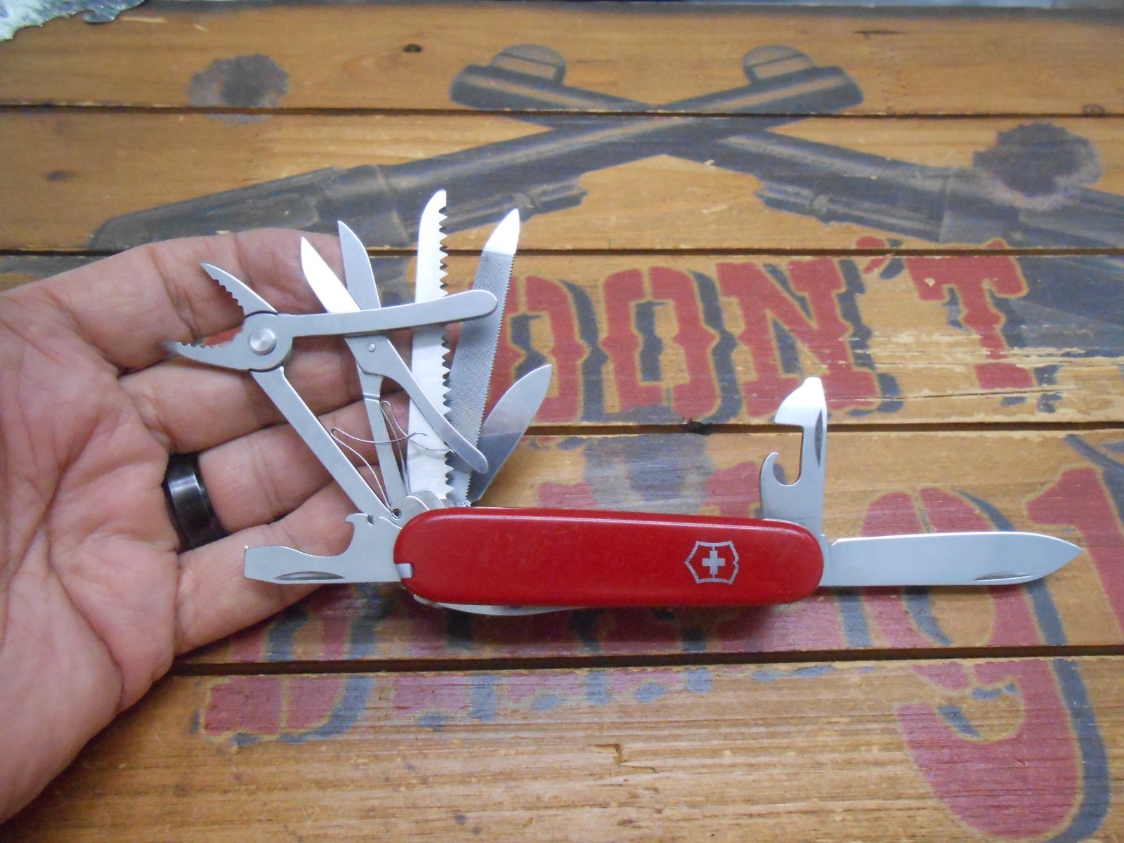 Vintage Victorinox Craftsman Swiss Army Knife 91mm Red