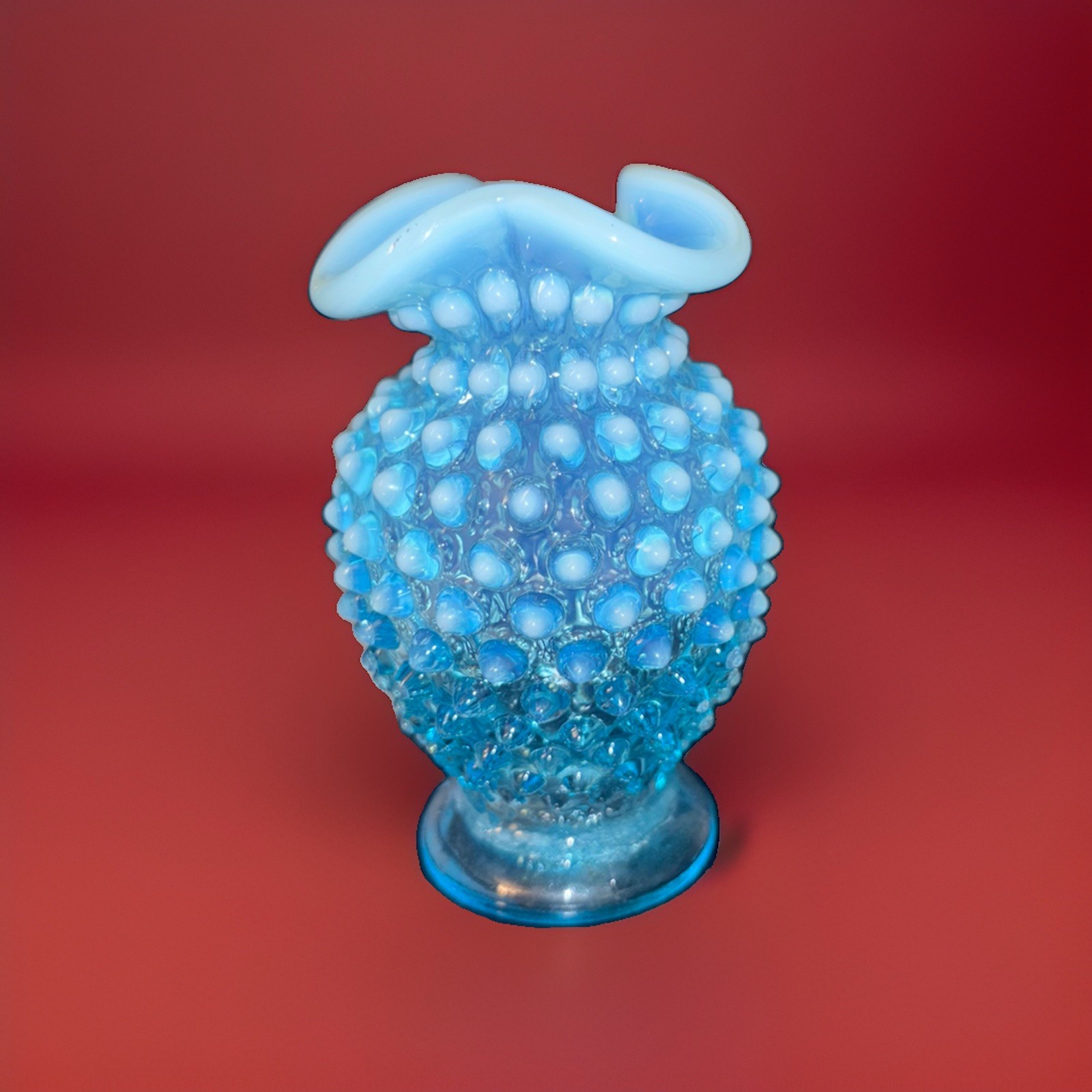 Vintage Fenton Small Blue Opalescent Glass Hobnail Vase, 4