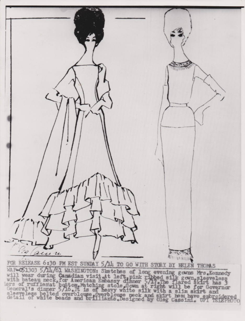 1961 Press Photo Fashion Designer Oleg Cassini Sketches of Jackie Kennedy Outfit