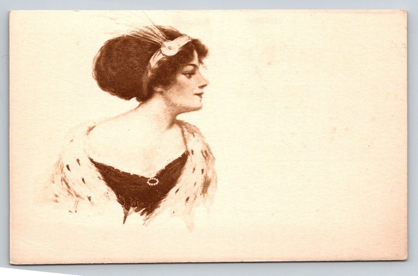 Pretty Victorian Woman Unused   Postcard