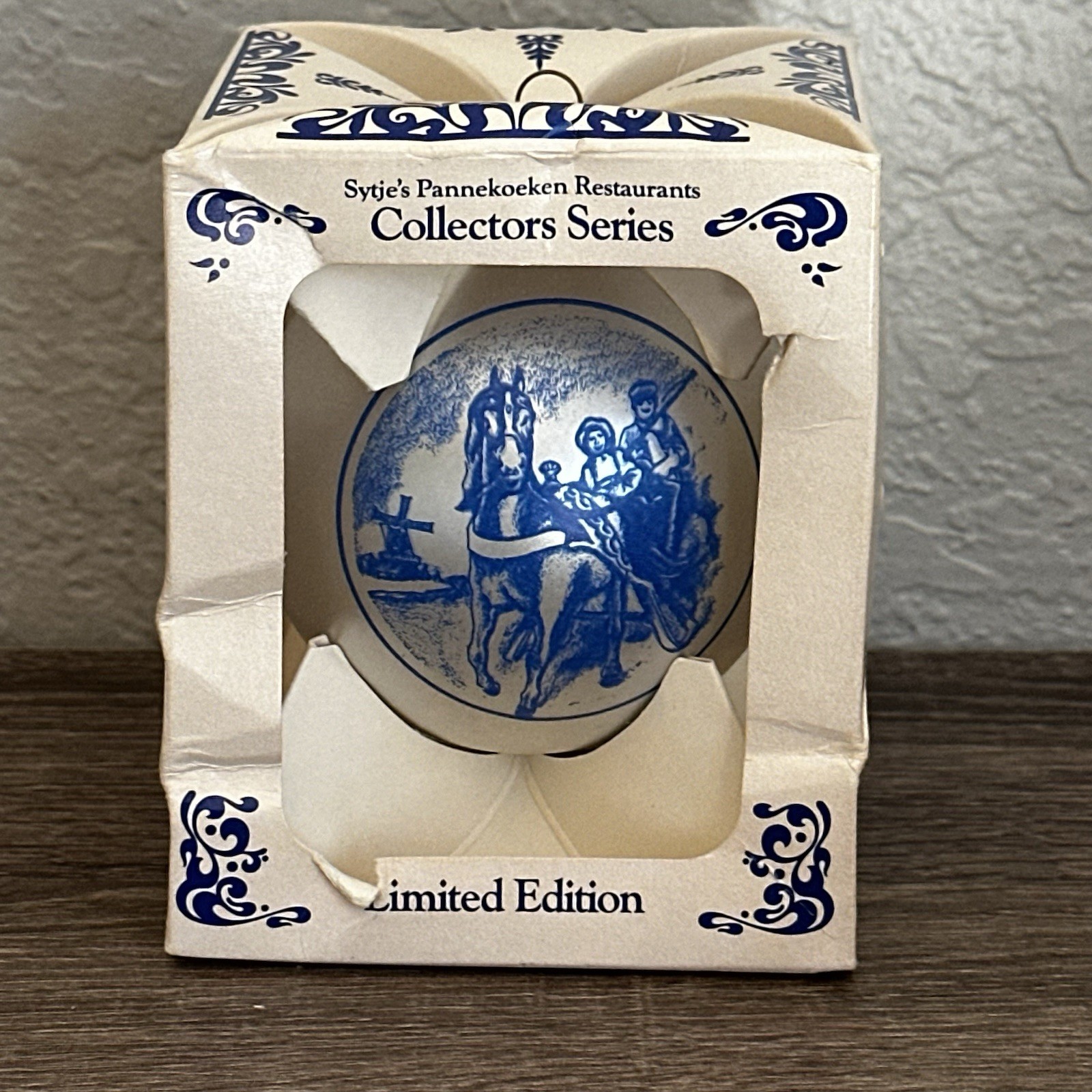 Sytje's Pannekoeken Rest. Limited Edition Christmas Ornament Kerstmis 1985
