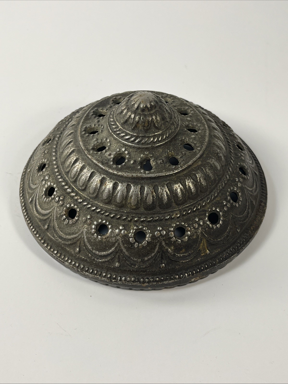 Scene In Action Cast Iron Motion Lamp Top part only  please read antique