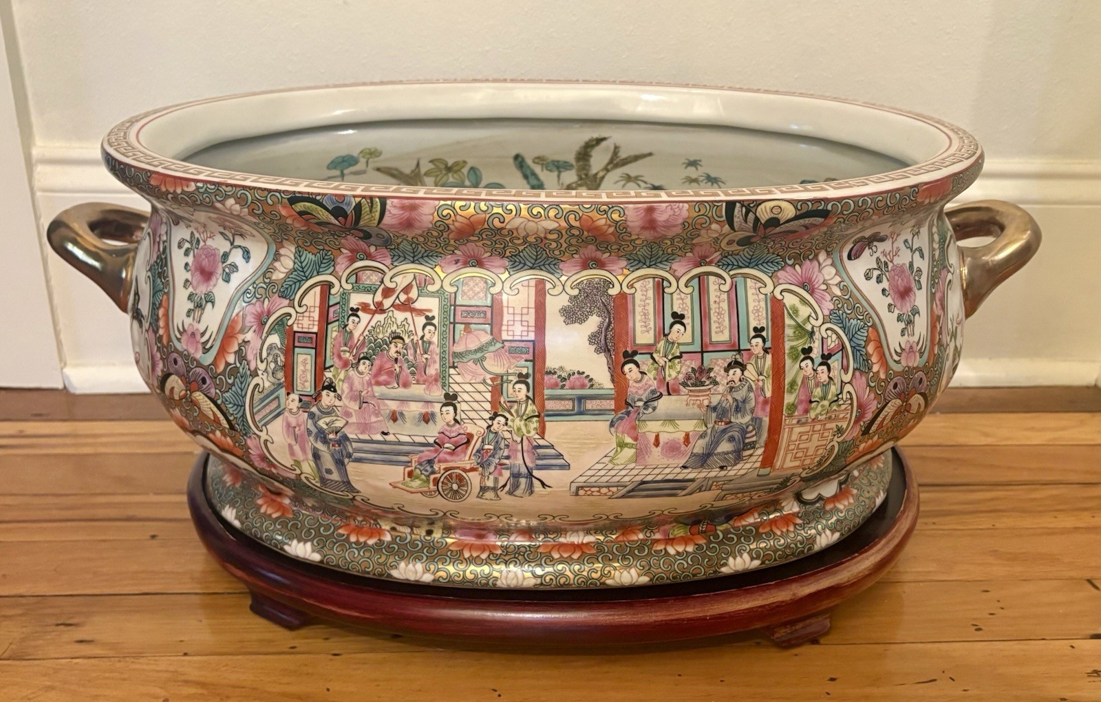 Antique Vintage Chinese Rose Medallion Porcelain Foot Bath Basin Planter - 23\