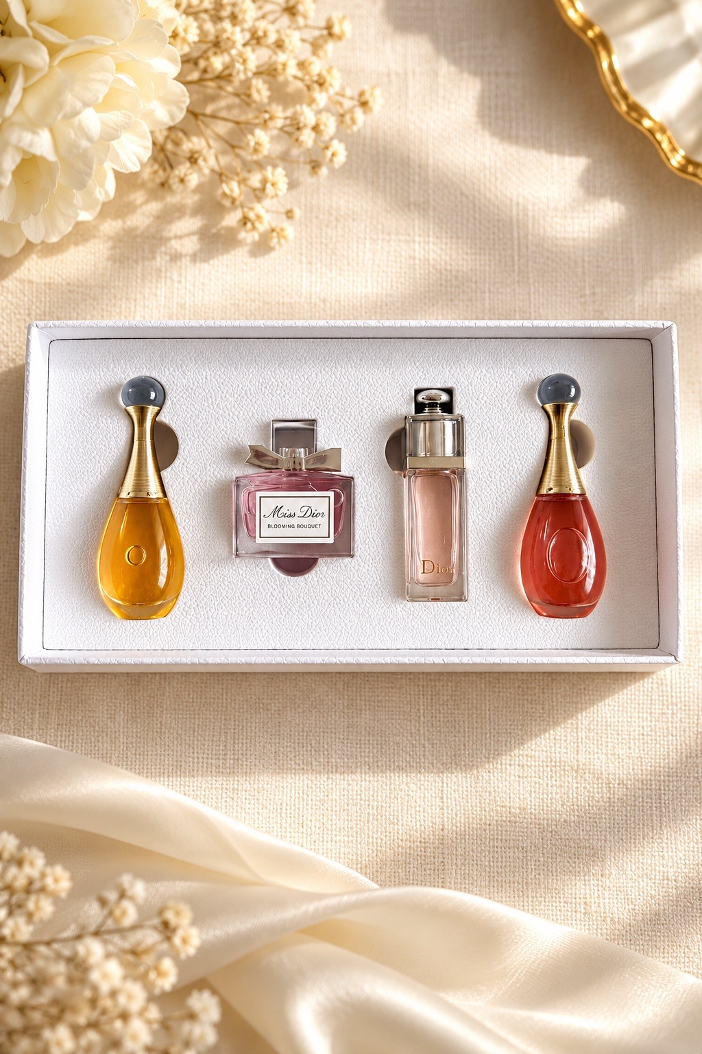 Dior Mini Fragrance Sampler Gift Set 4-Piece Mini Bottles Silver Gift Box