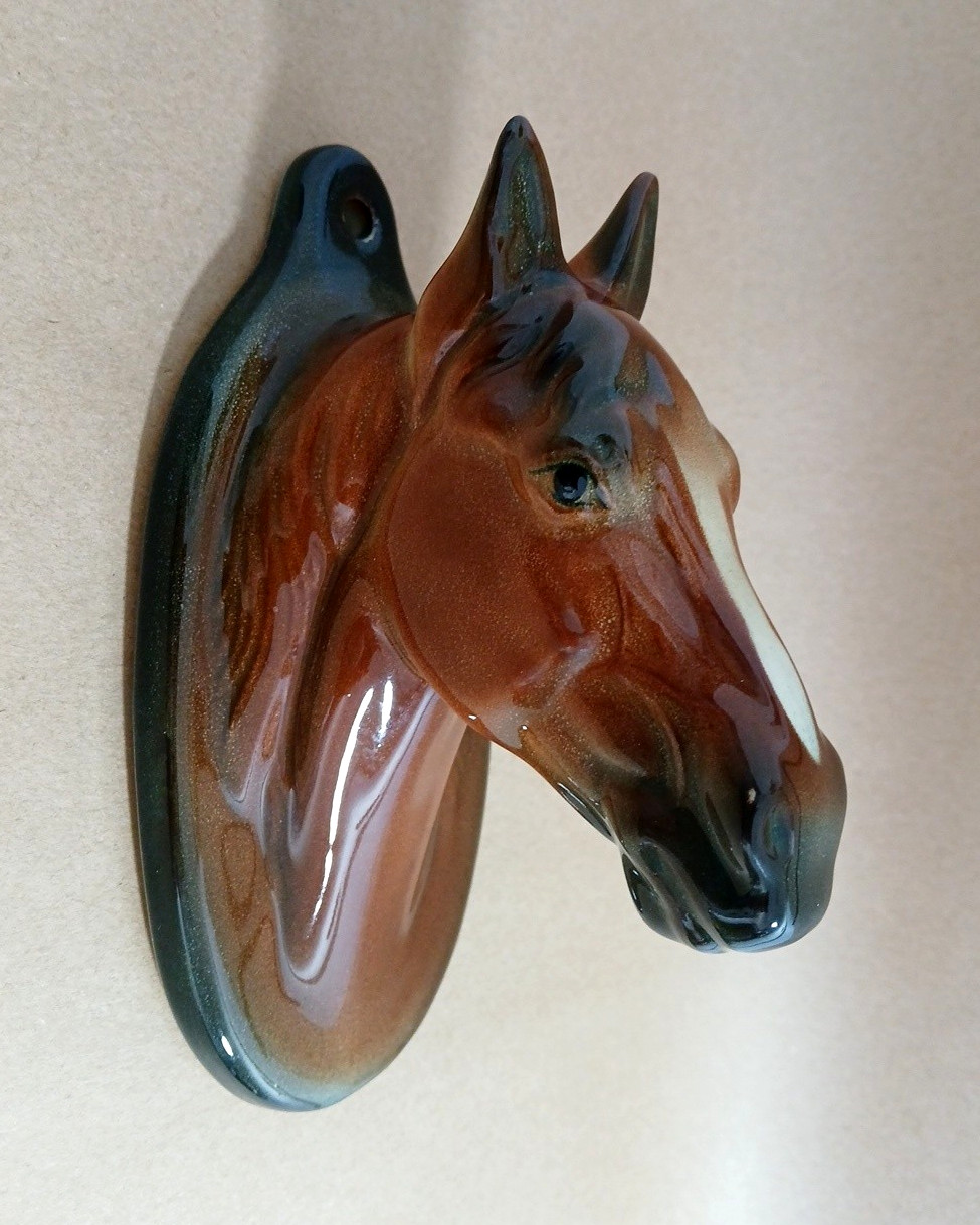 Vintage Ceramic Glossy Soulful Horse Head Wall Pocket Vase Mid-Century EUC