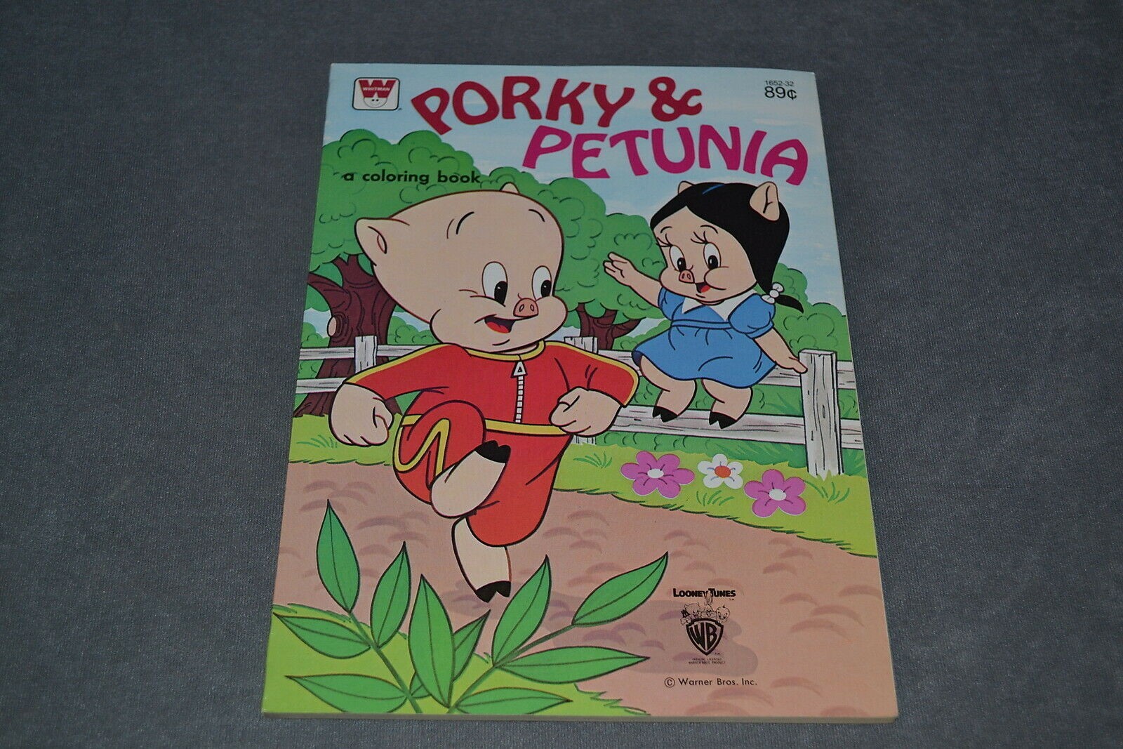 Porky Pig & Petunia Coloring Book 1979 Whitman [NEW & UNUSED]