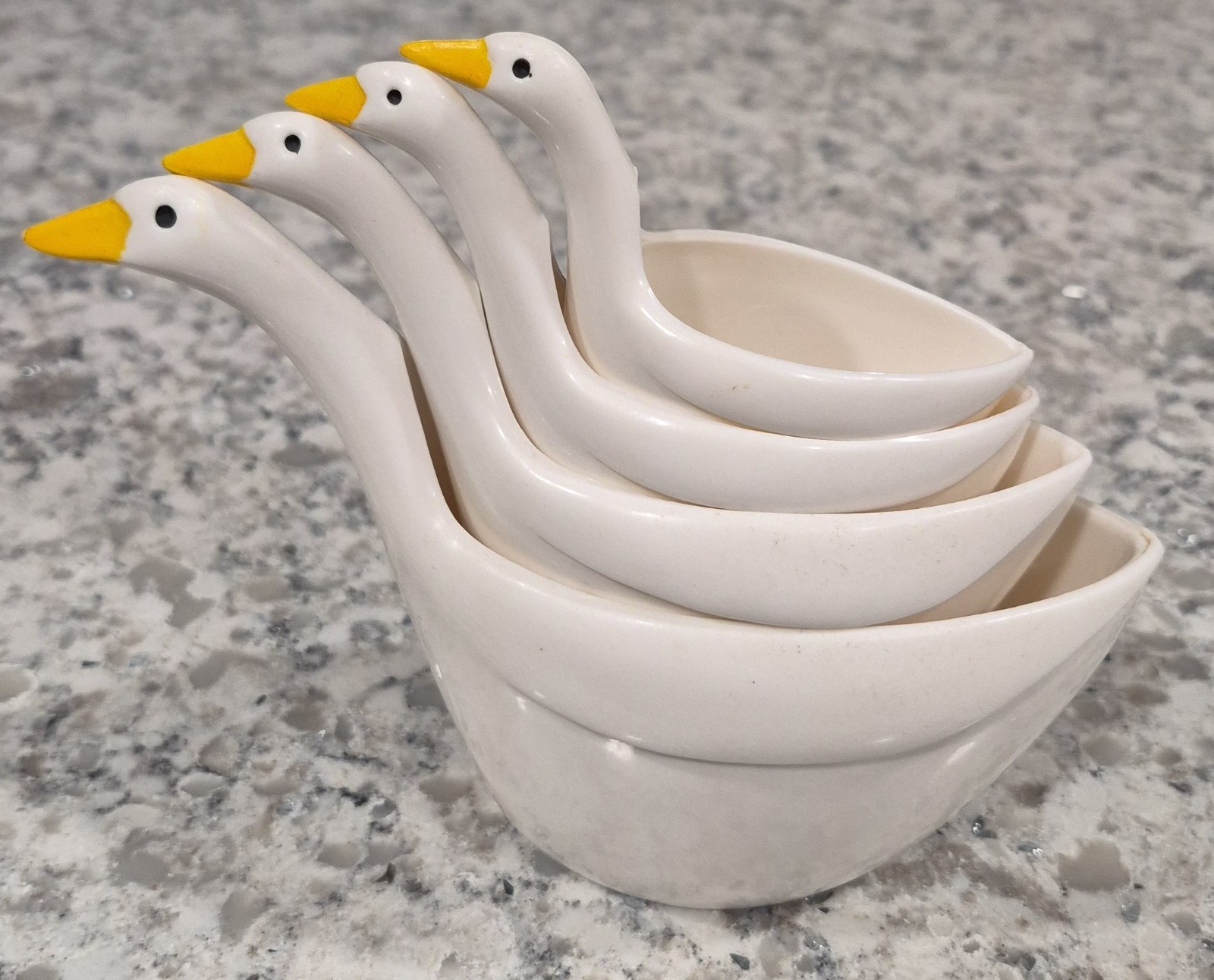 Vintage JSNY Melamine Geese Goose Nesting Measuring Cups ~ Set of 4 ~ Read