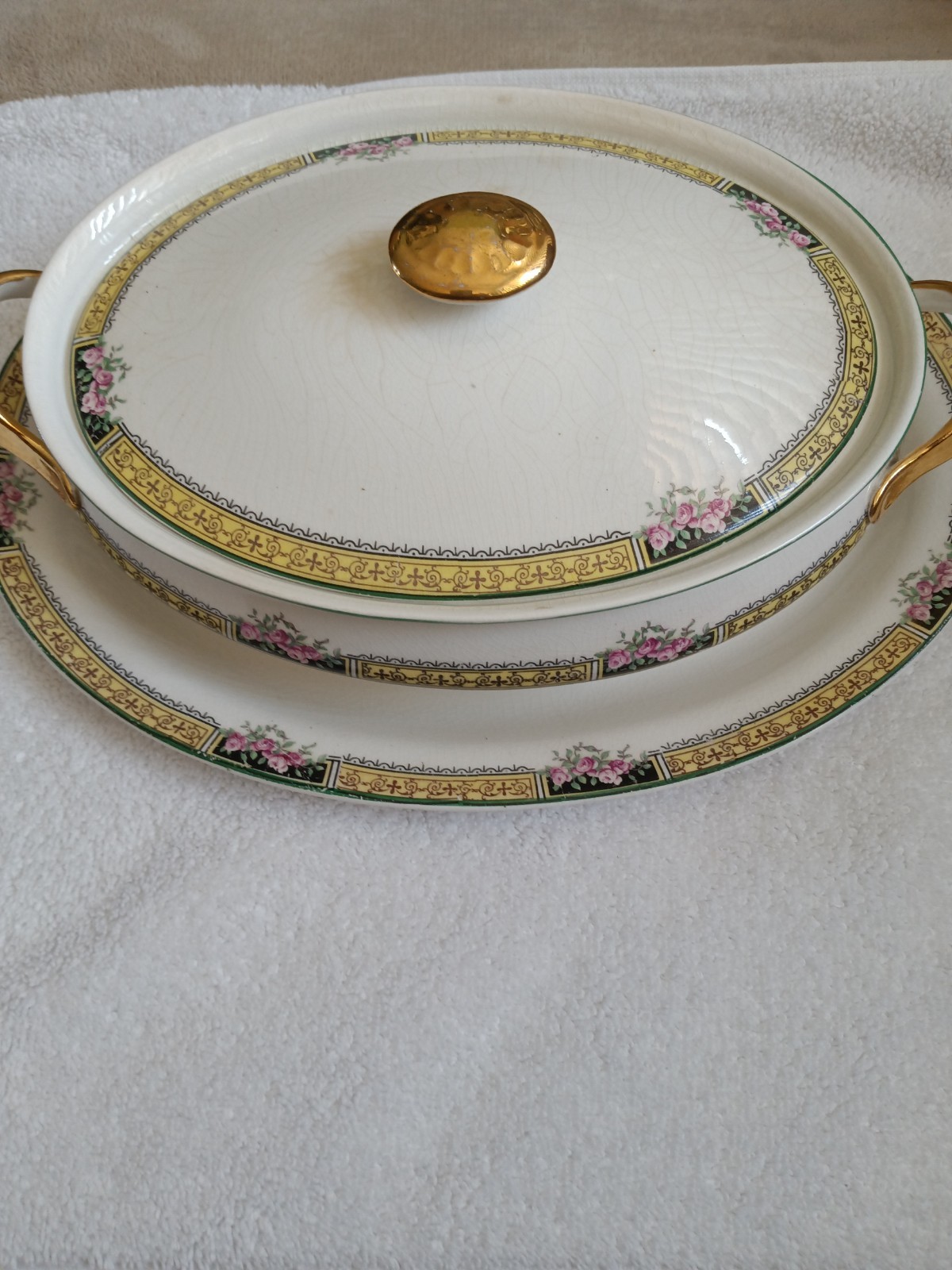 Vintage E.H.S.S.V. China Set