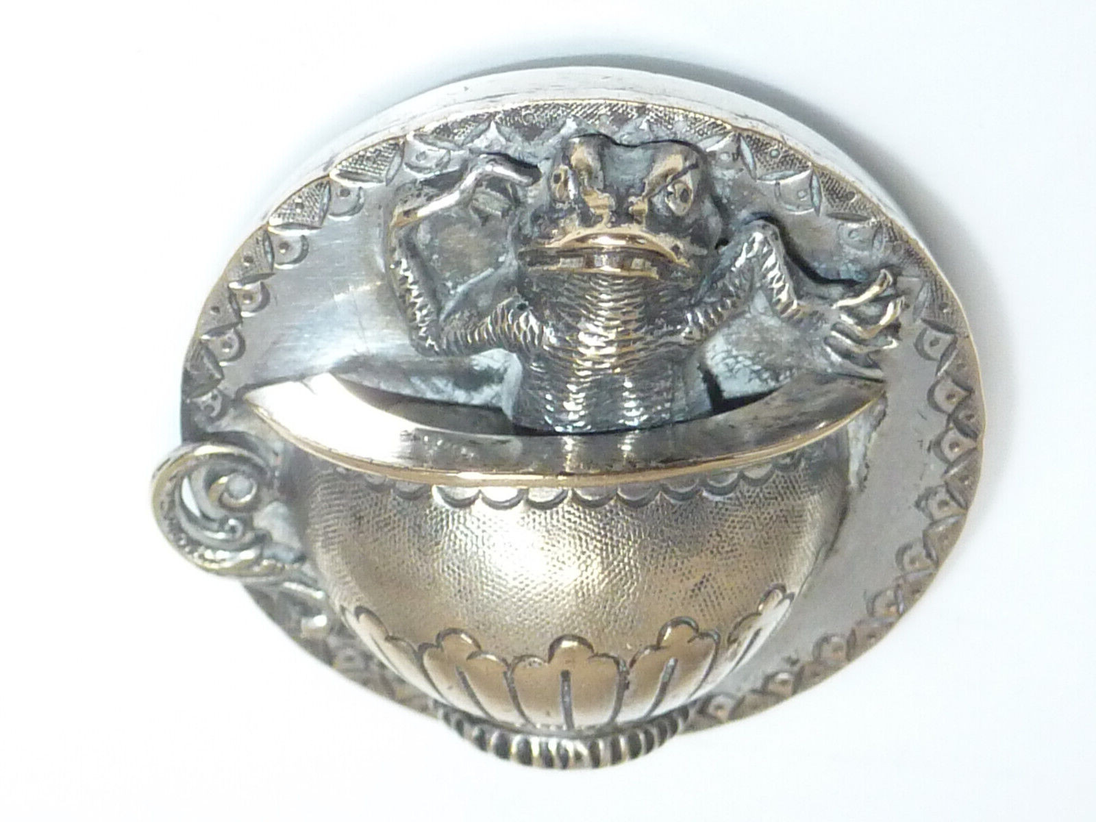 Vintage Sterling Silver Pill Snuff Box Frog / Toad in a Teacup Solid 925s