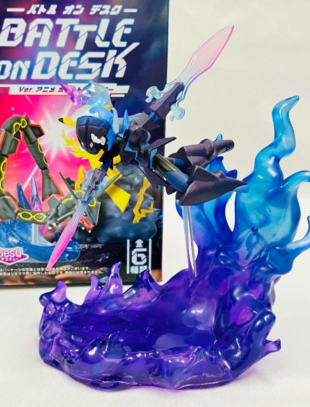 RE-MENT Pokemon BATTLE on DESK /5. Ceruledge / Pokémon Figure toy New