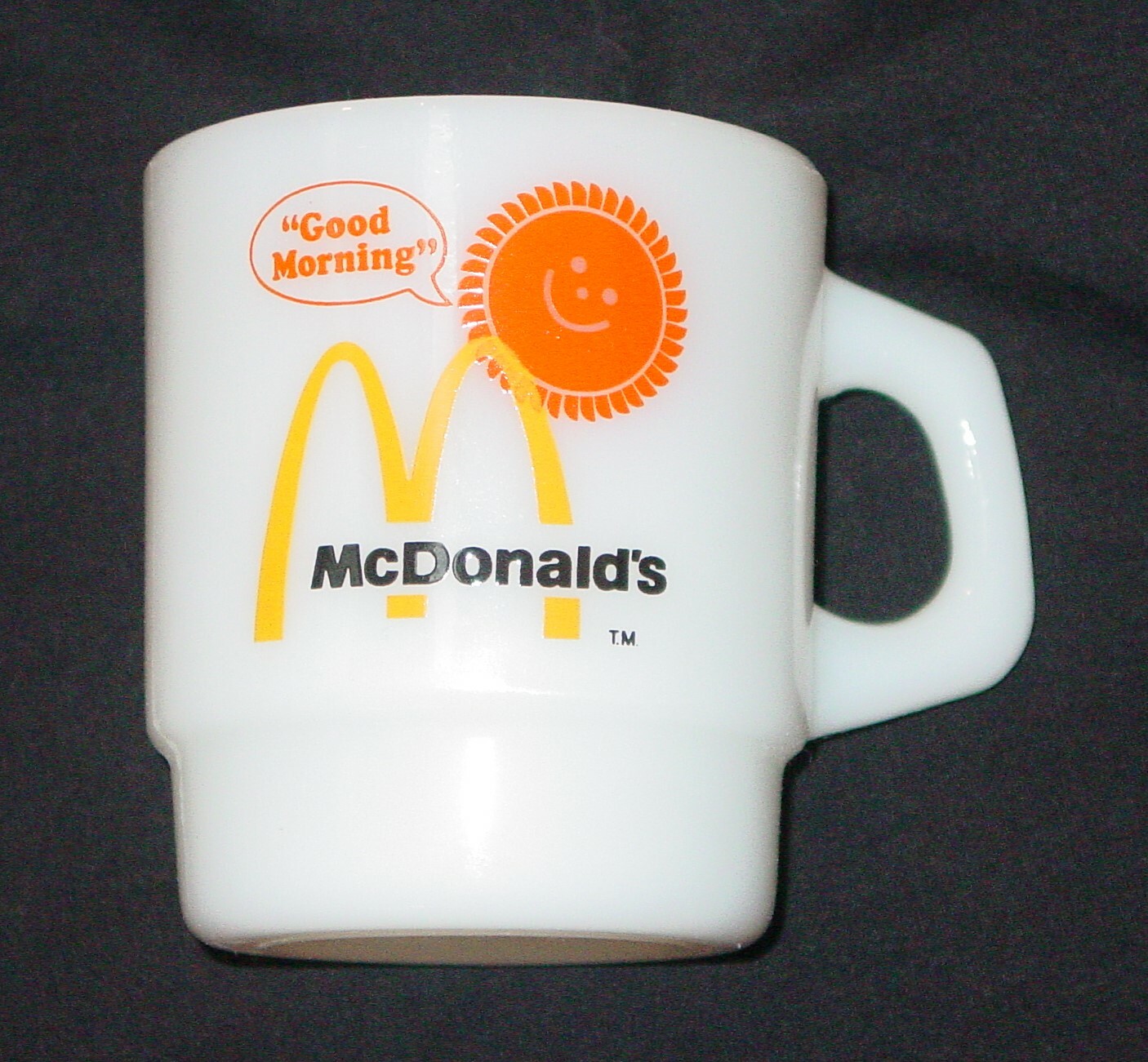 VINTAGE 1970\'S McDONALD\'S ANCHOR HOCKING MILK GLASS COFFEE MUG