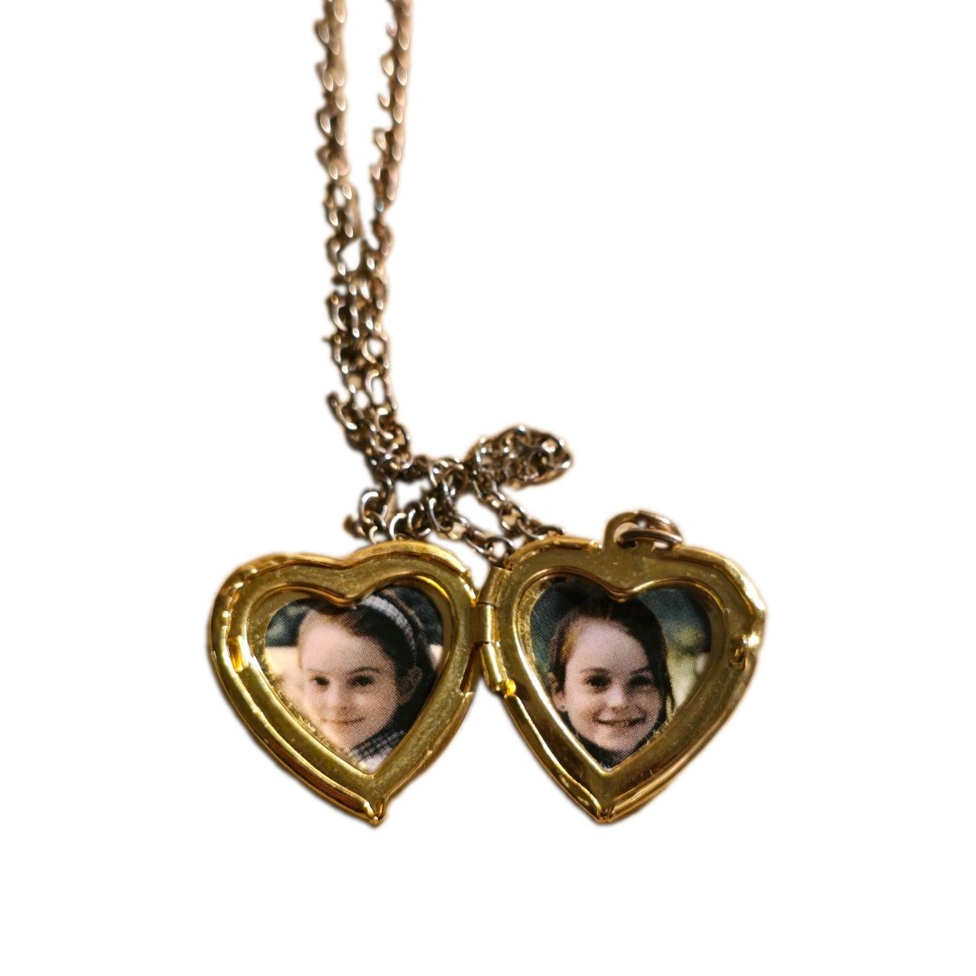 Vintage Disney Parent Trap Movie Locket Necklace As Is