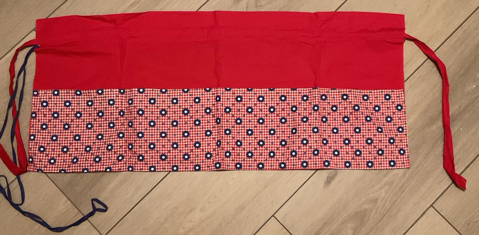 Long Red Vintage Blue Floral Apron Gathering Harvest Apron 4 Pockets
