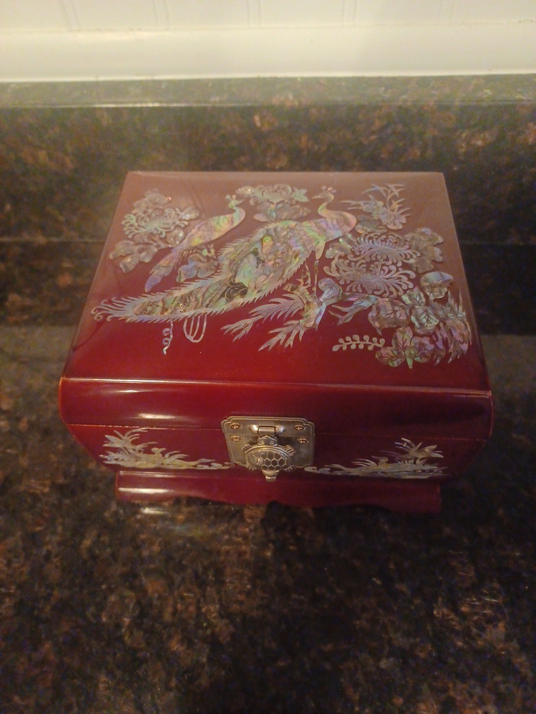 Vintage Korean Red Lacquer Jewelry Box Mother of Pearl Inlay Peacock Crane MINT