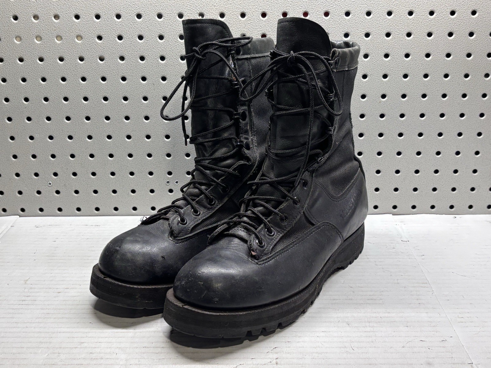 NICE Belleville 700 Military Combat Boots in Black & Size 9 Reg. Made In the USA