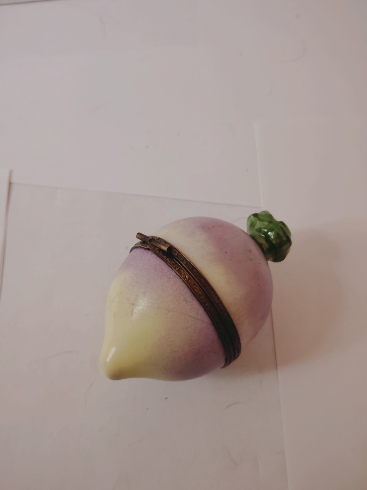 Limoges RADISH Box Peint Main France By Parry Vielle