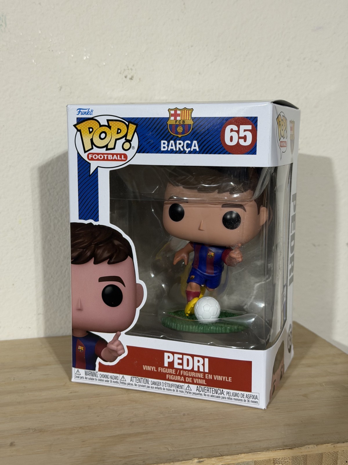 FUNKO POP FOOTBALL #65 BARCA FC Barcelona PEDRI with Soft Protector