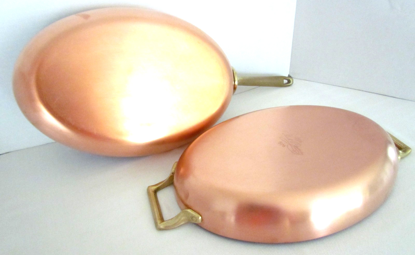 2 REVERE WARE SOLID COPPER AU GRATIN & FISH FRYER PANS BRASS HANDLES NICE