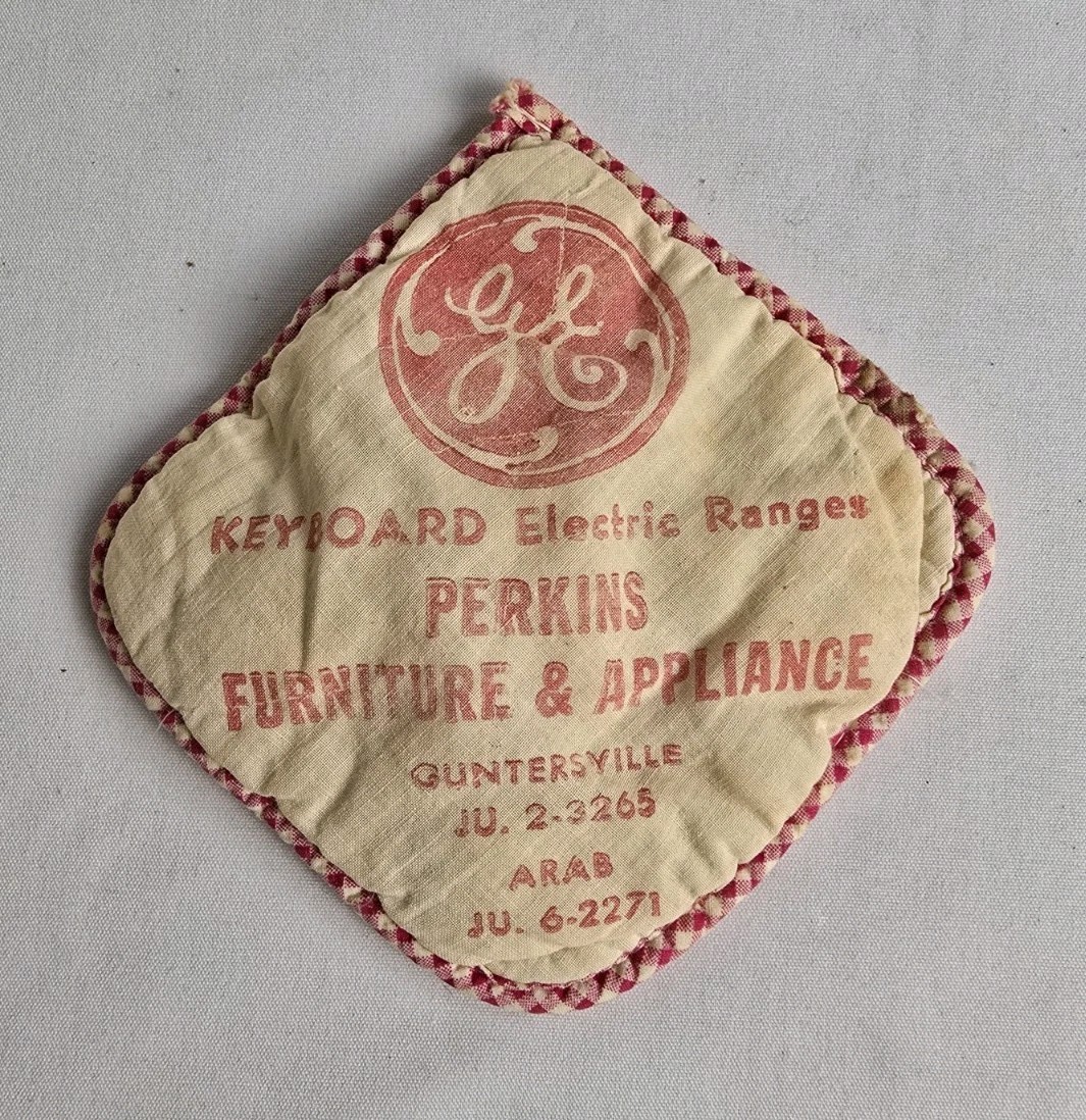 Vtg 50\'s Quilted Advertising Potholder GE Perkins Furniture Arab Guntersville AL