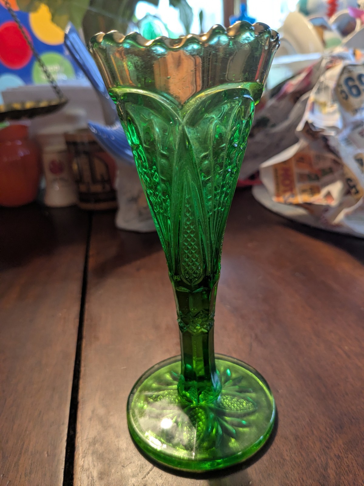Green Vintage/Antique EAPG Crocus Pattern Vase