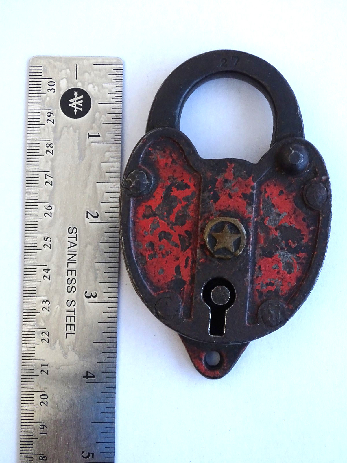 Antique Padlock w/ Star Logo and #27 / No Key /  / tm5sn