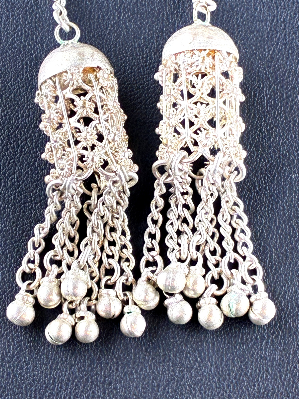 Chain Link Belt with Tassels on ends size Unique style silver tone Vintage  JB