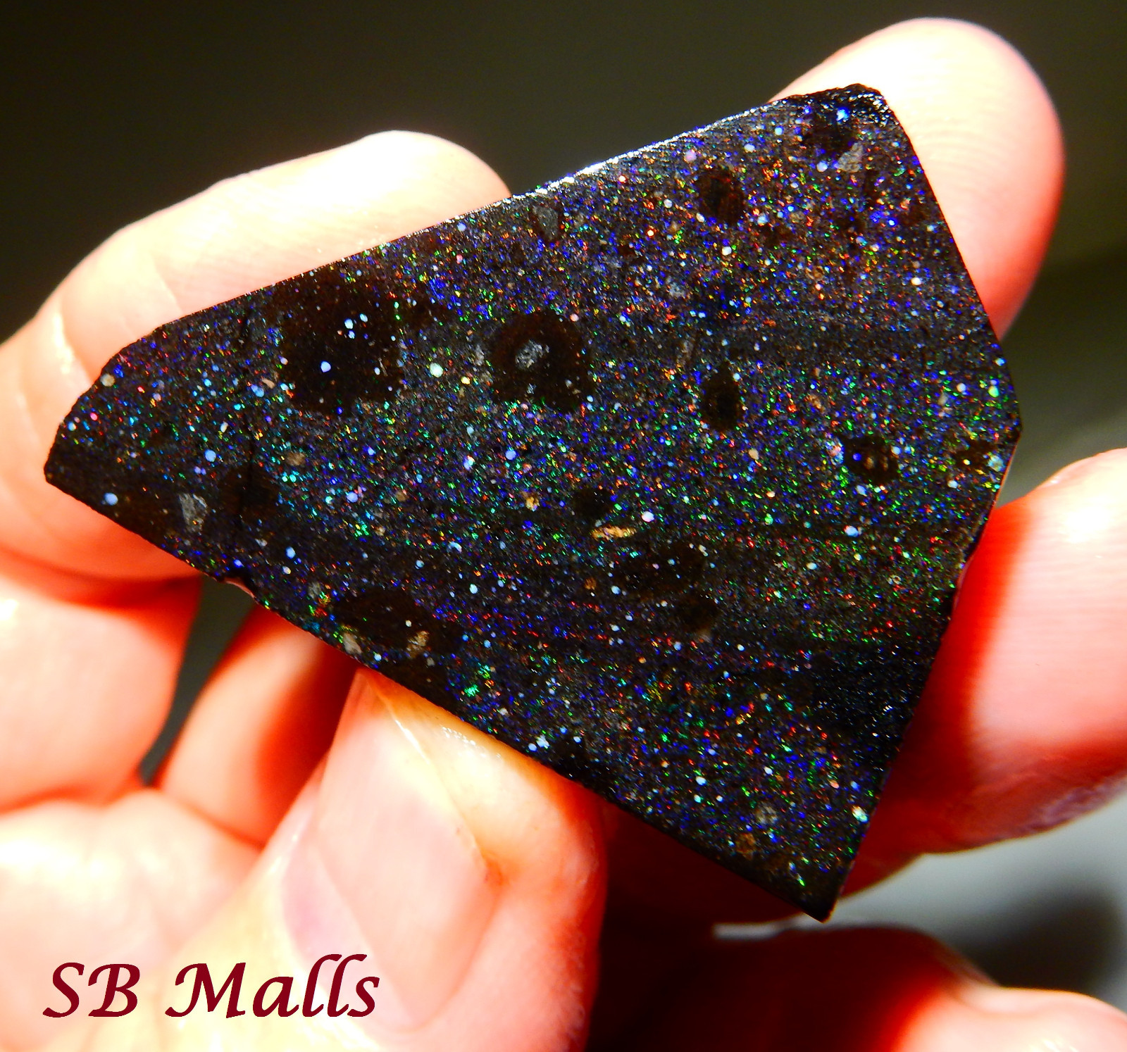 88 Cts. HONDURAS BLACK MATRIX HONDURAN OPAL RUB ROUGH LOT 986