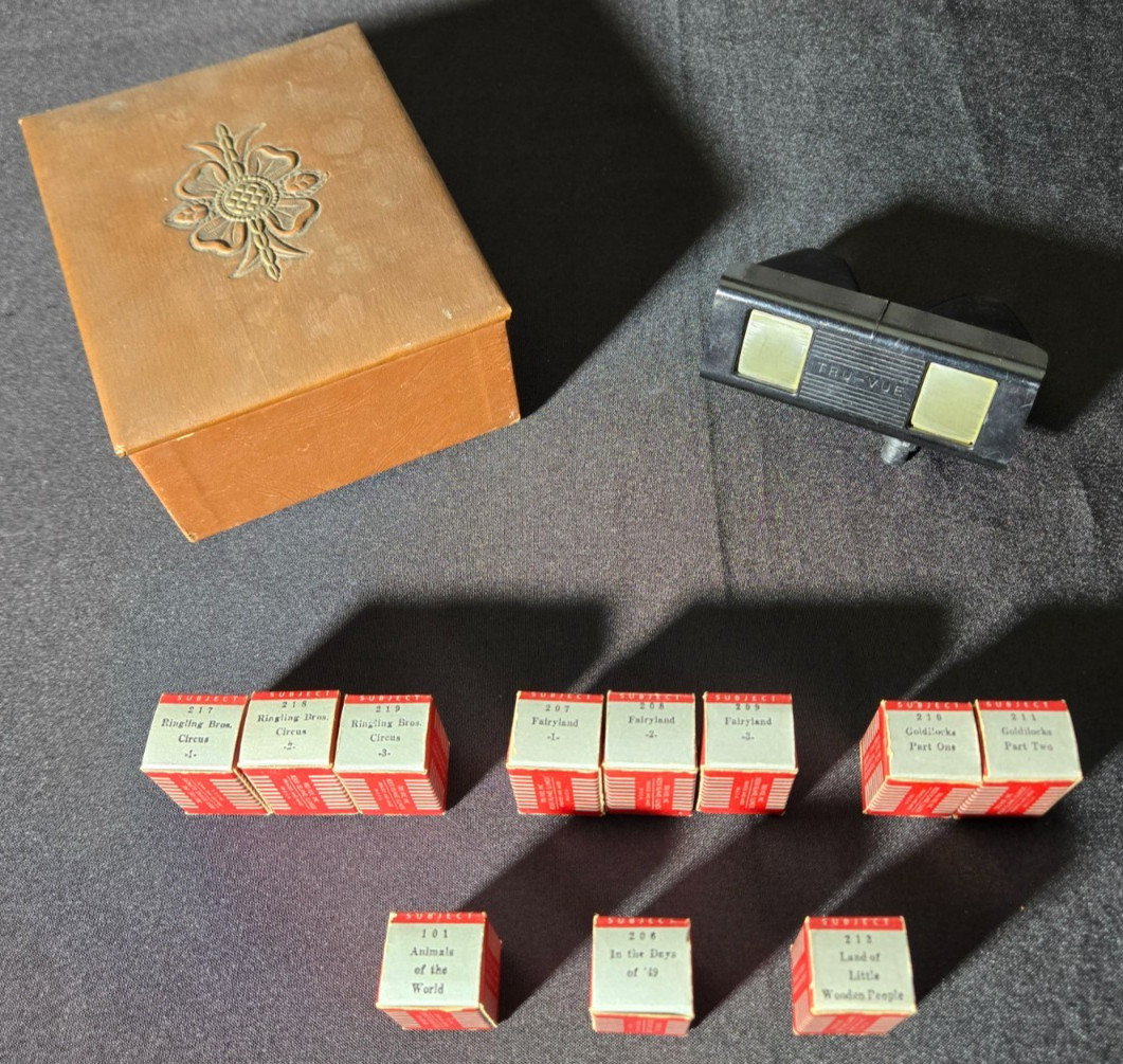 Vintage Tru-Vue 3D Stereo Viewer Library Case 11 Film Boxes Ringling Circus Lot