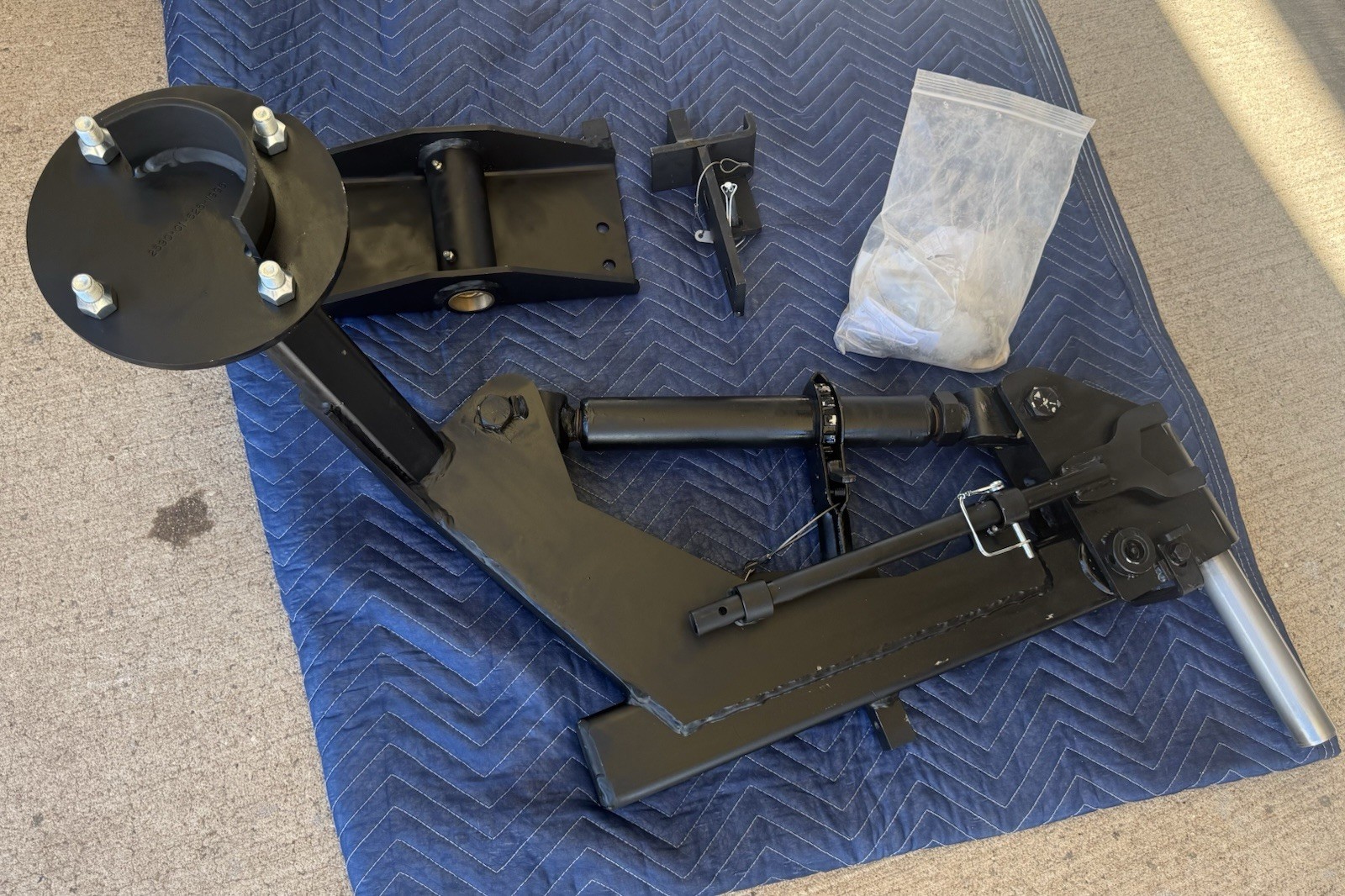 AM General Hmmwv Humvee Hummer H1 Rhino Spare Tire Carrier OEM