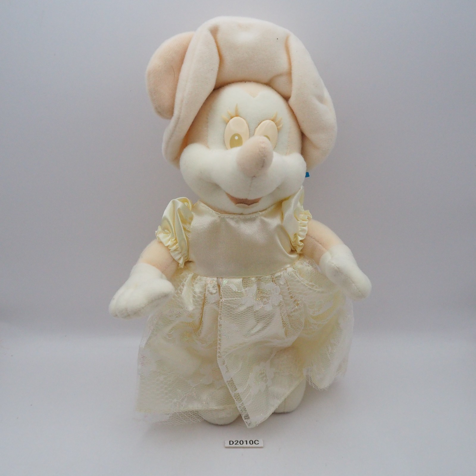 D2010C Minnie Mouse White Disney Pale Albino Plush 8\