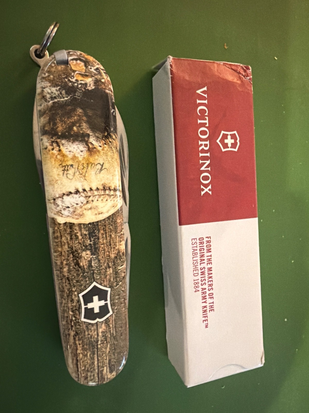 Victorinox Swiss Army Knife PLAY BALL  SMKW Exclusive