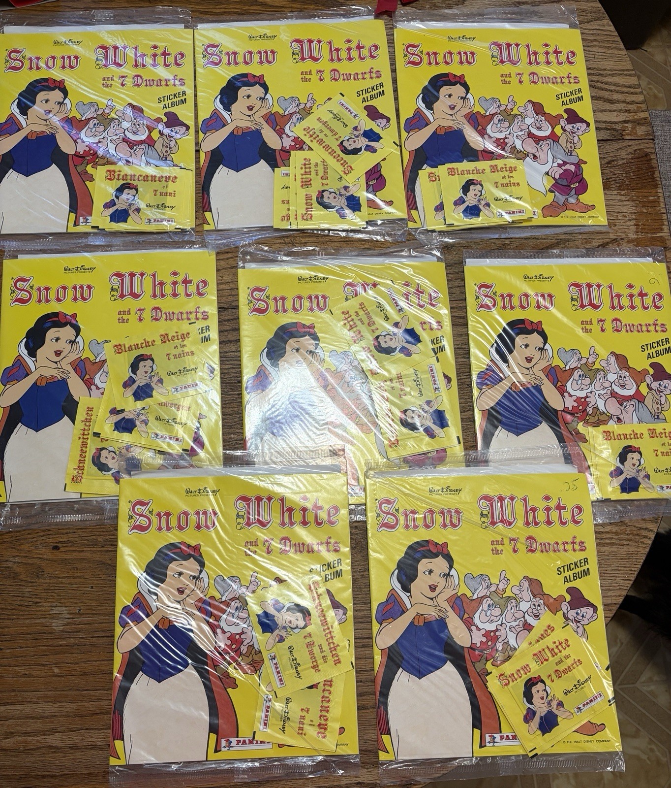 Panini Snow White Sticker Album Starter Set SEALED Disney Multilingual Lot 8